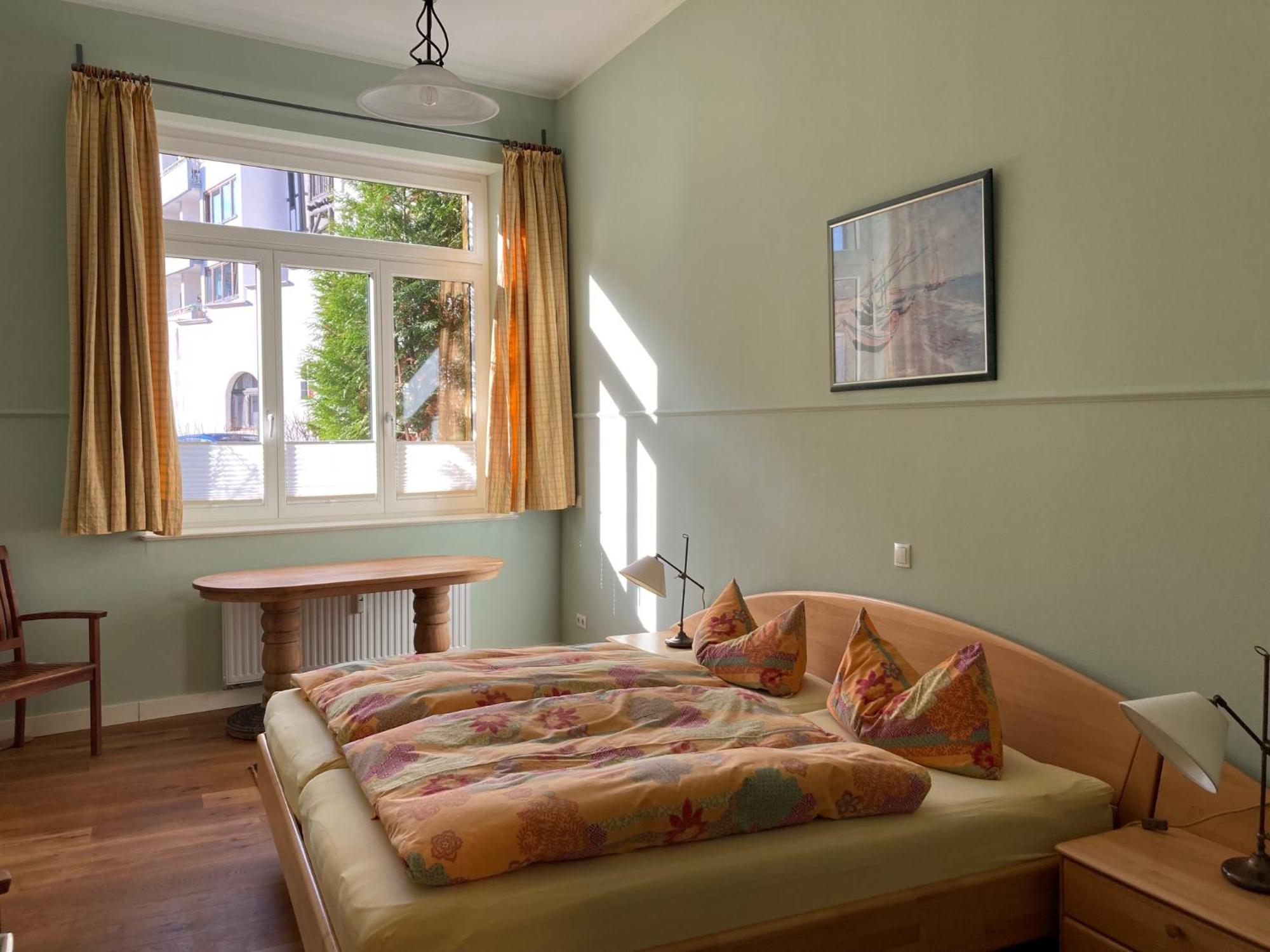 Fewo Mit 2 Schlafzimmern, Wohnkueche, Terrasse Бонн Экстерьер фото